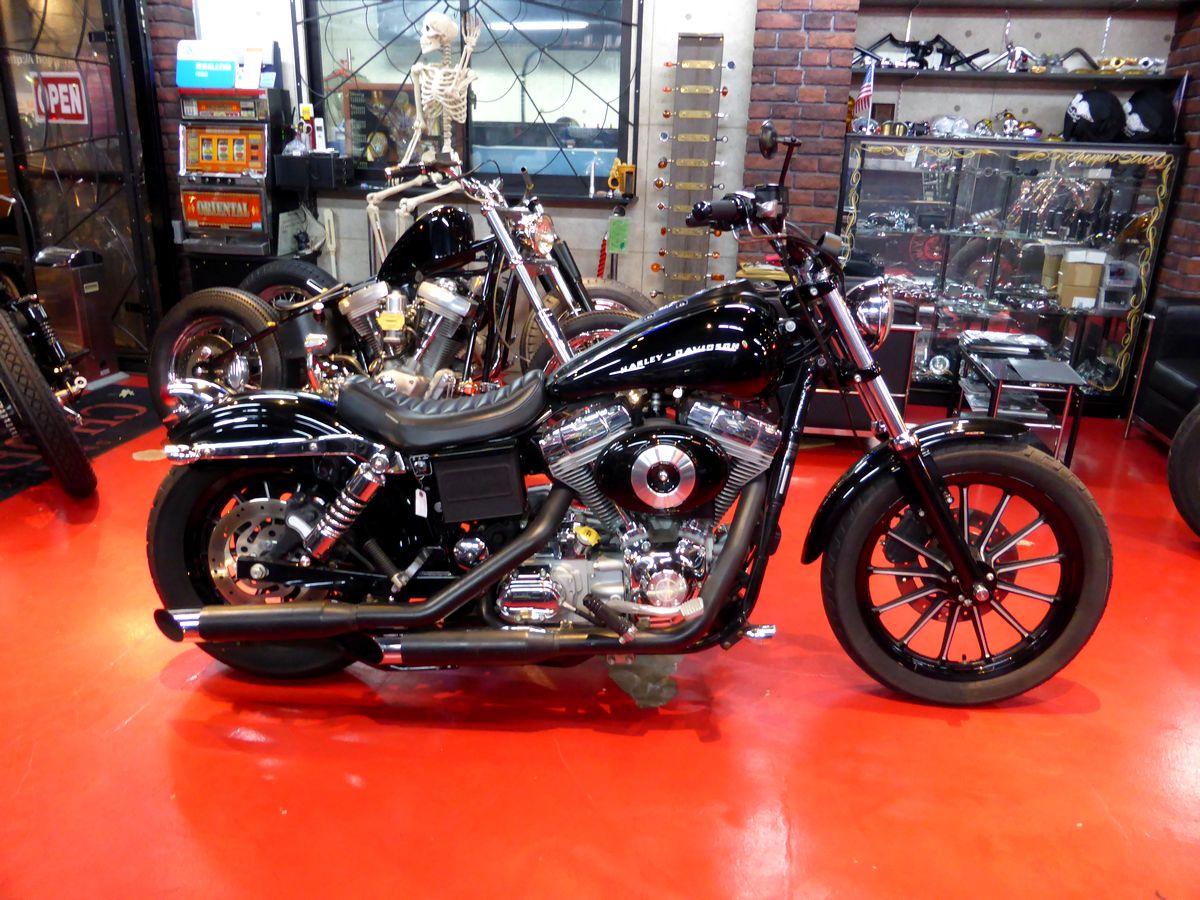 05 FXDC BOBBER STYLE