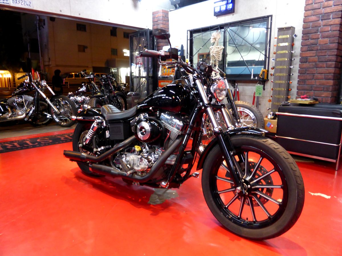 05 FXDC BOBBER STYLE