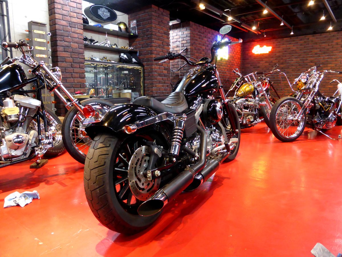 05 FXDC BOBBER STYLE