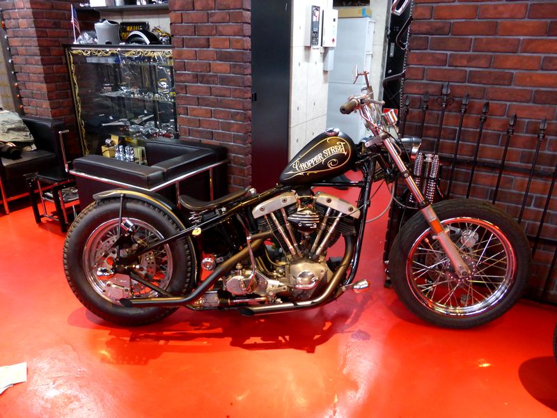 1977 ショベルリジット FXE（ｶｽﾀﾑ&簡単整備中）