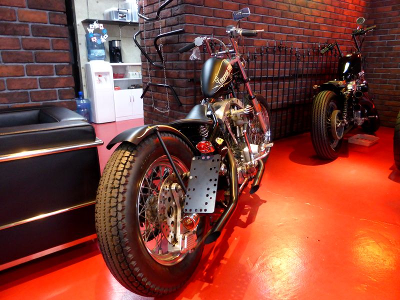 1977 ショベルリジット FXE（ｶｽﾀﾑ&簡単整備中）