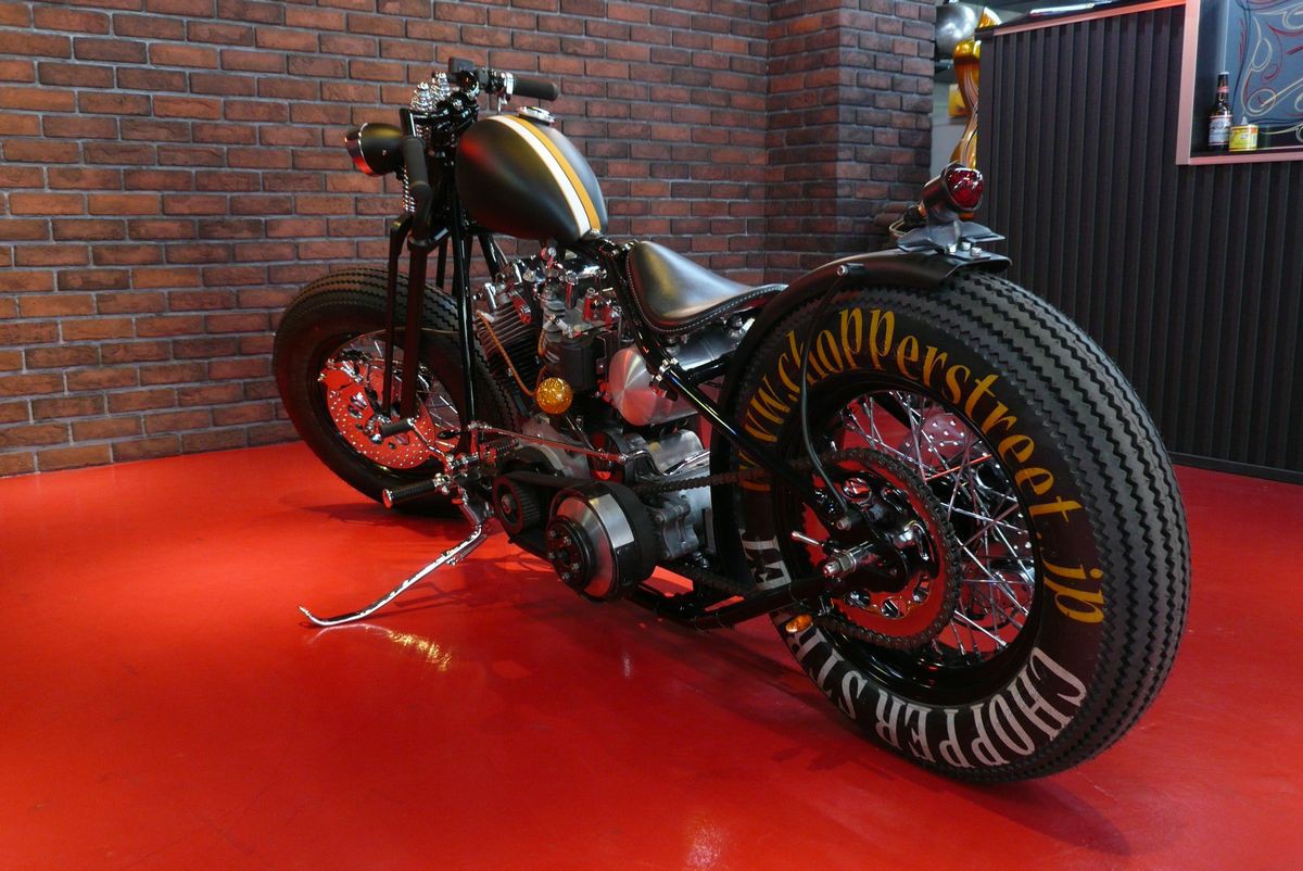 1972 H-D shovelhead　BOMBER style