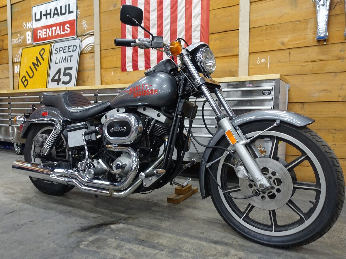 1977年 FXS1200 ﾛｰﾗｲﾀﾞｰ