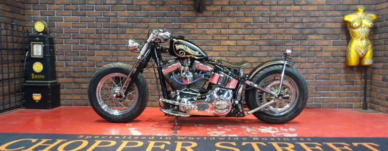 2005年 FLSTF UPSWEEP BOBBER