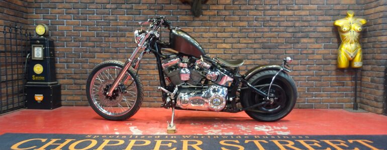 2002年 FXSTDデュースチョッパー