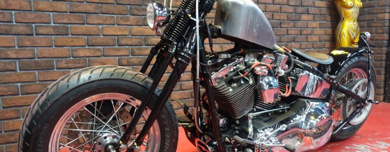 2004年 FLSTF オ-ルドスタイルチョッパー