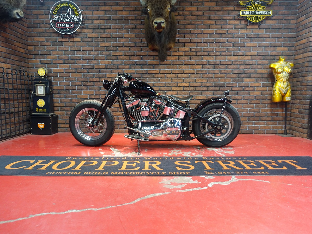 2004年FLSTC Standard Bobber
