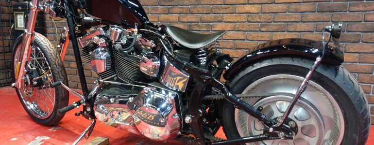 2003年FXSTD Deuce Chopperﾊﾟｰﾄ1