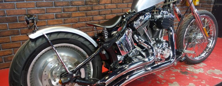 2002年 FXSTD Deuce Chopperﾊﾟｰﾄ3