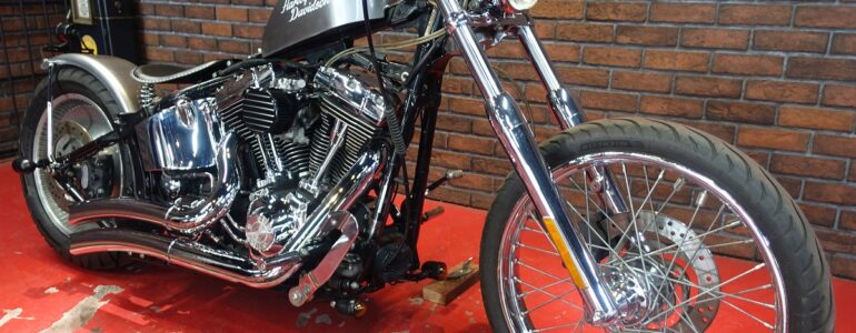 2002年 FXSTD Deuce Chopperﾊﾟｰﾄ3