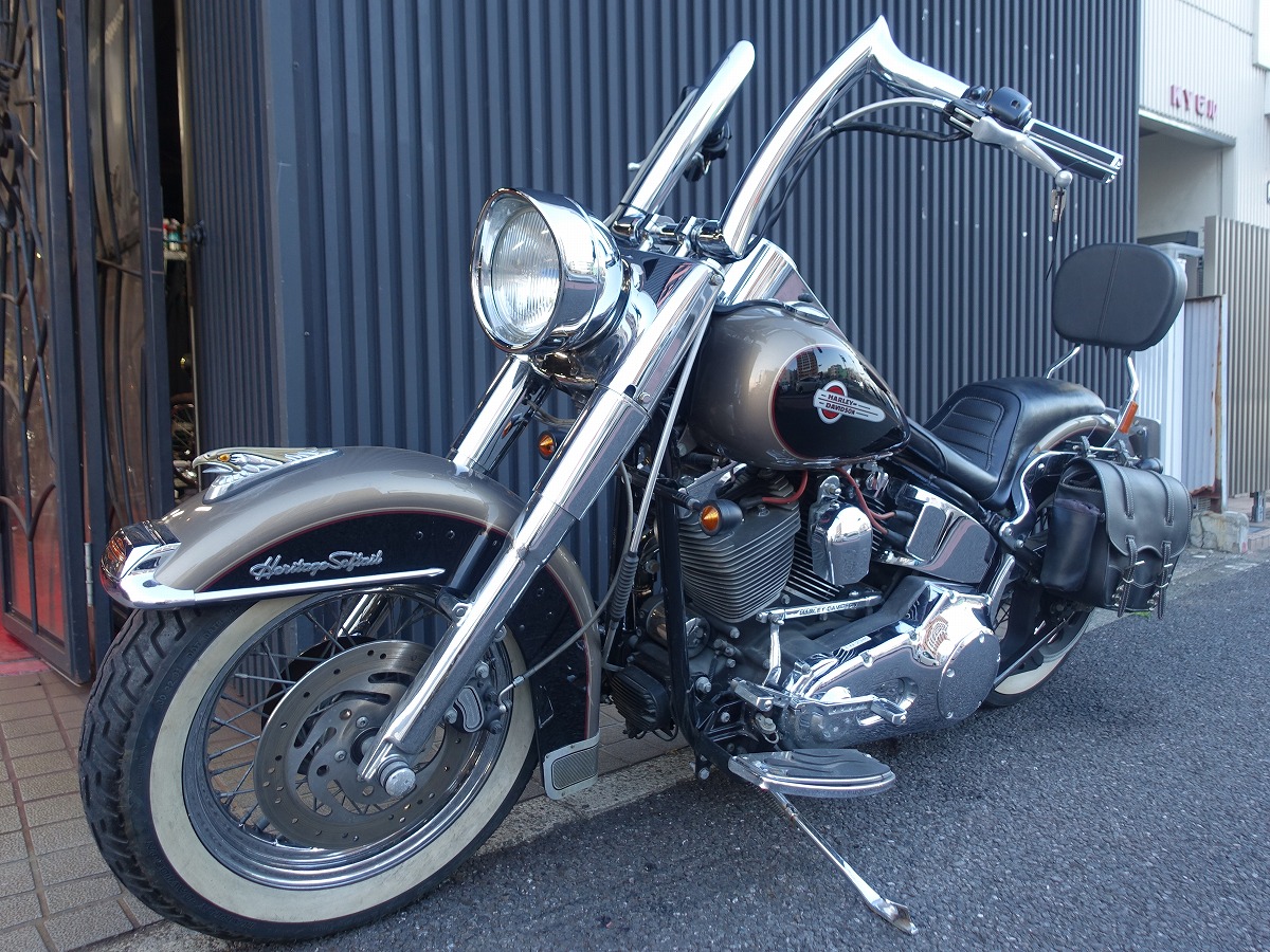 (買取格安)2004年 FLSTC