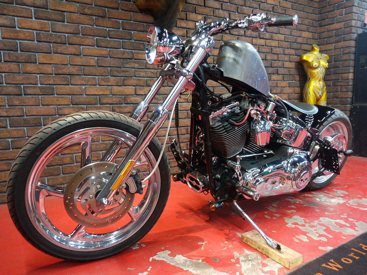 2004年FXSTD REAR WIDE CHOPPER